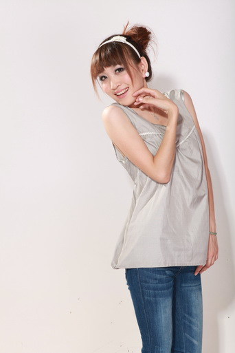 育靈龍俏佳人銀纖維衫