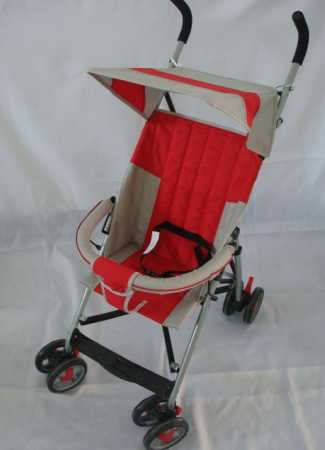 凱貝兒可旋轉(zhuǎn)車輪嬰兒車