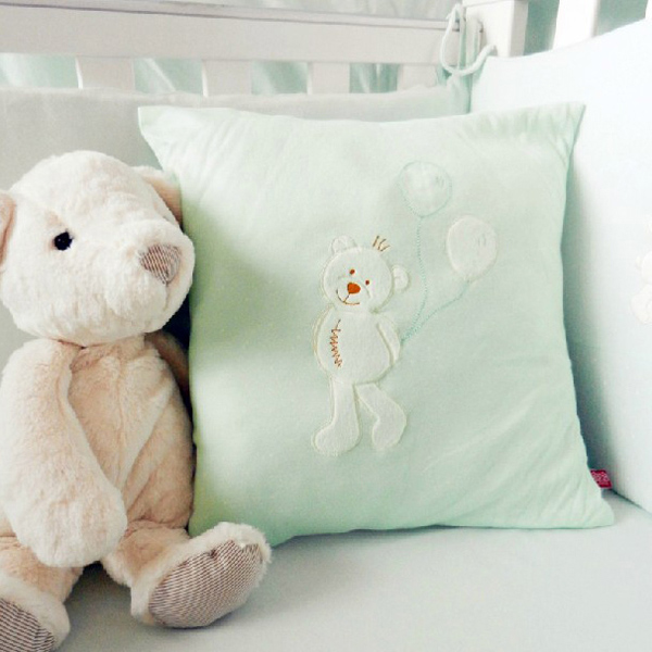 喜樂寶淺綠靠枕