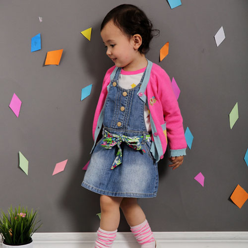 棉果果對(duì)開毛衫