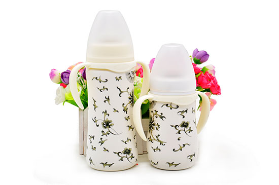 貝斯比青花瓷弧形寬口自動奶瓶