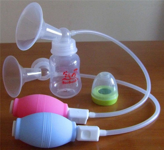寶寶愛強(qiáng)力手動(dòng)套裝吸奶器