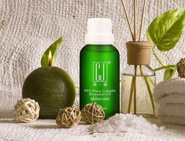 西婕嫩顏調(diào)理精油3.jpg 西婕嫩顏調(diào)理精油3.jpg