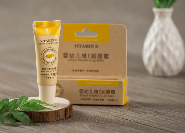 小貝樂嬰幼兒維E潤(rùn)唇蜜