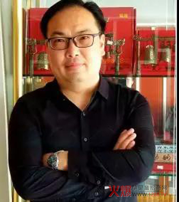 12(jin)Ϻ׽ܱĸƷƵİl(f)չ֮ĸ۷(hu)վ!