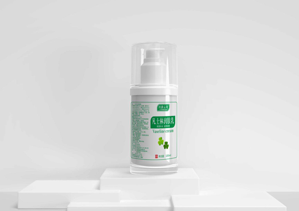 川滇云草凡士林潤(rùn)膚乳