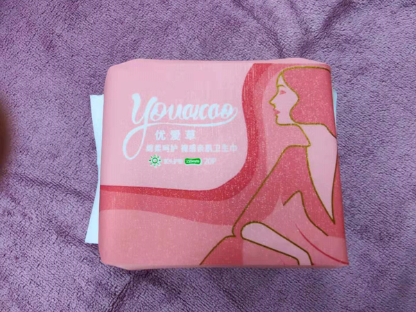 優(yōu)愛草衛(wèi)生護(hù)墊155mm 01