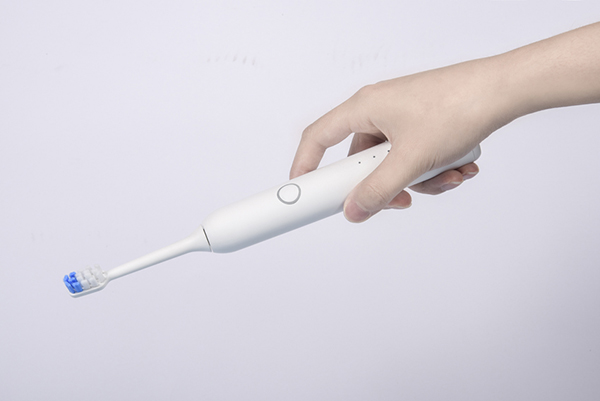 益牙樂(lè)聲波電動(dòng)牙刷產(chǎn)品展示 (9).jpg