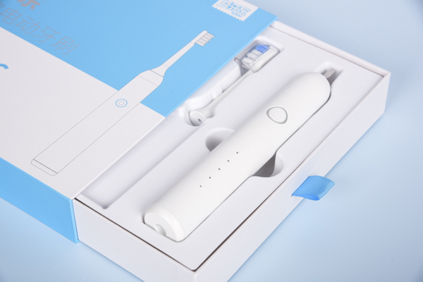 益牙樂(lè)聲波電動(dòng)牙刷產(chǎn)品展示 (10).jpg