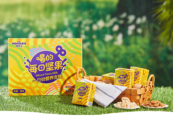 荷樂士堅果植物奶.jpeg 荷樂士堅果植物奶.jpeg