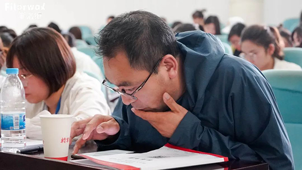 菲洛維HES菁英伙伴專業(yè)學(xué)術(shù)峰會南京站21.jpg 菲洛維HES菁英伙伴專業(yè)學(xué)術(shù)峰會南京站21.jpg