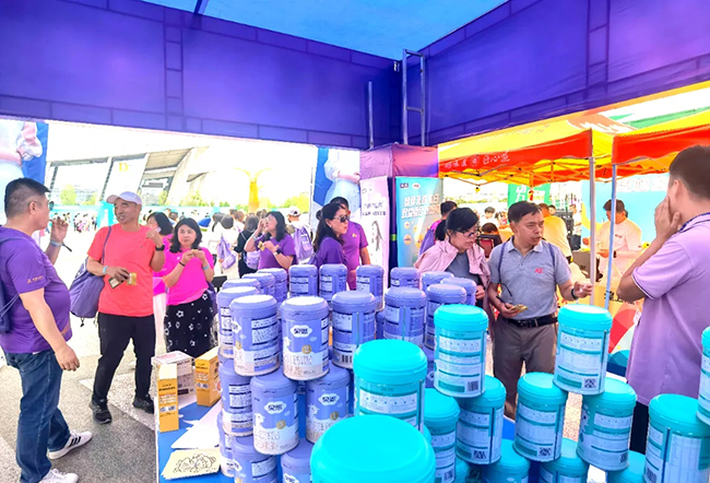 雅泰朵恩酷跑團(tuán)助力“楊馬”激情開跑 (14).jpg 雅泰朵恩酷跑團(tuán)助力“楊馬”激情開跑 (14).jpg