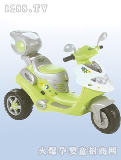 �ú��ӾGɫ����̤��늄�(d��ng)܇(ch��)